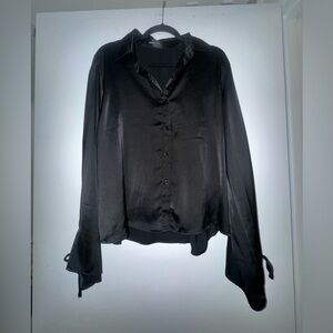 NWOT White Fox Button Down